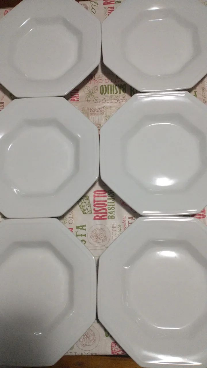 6 pratos fundos Schmidt.