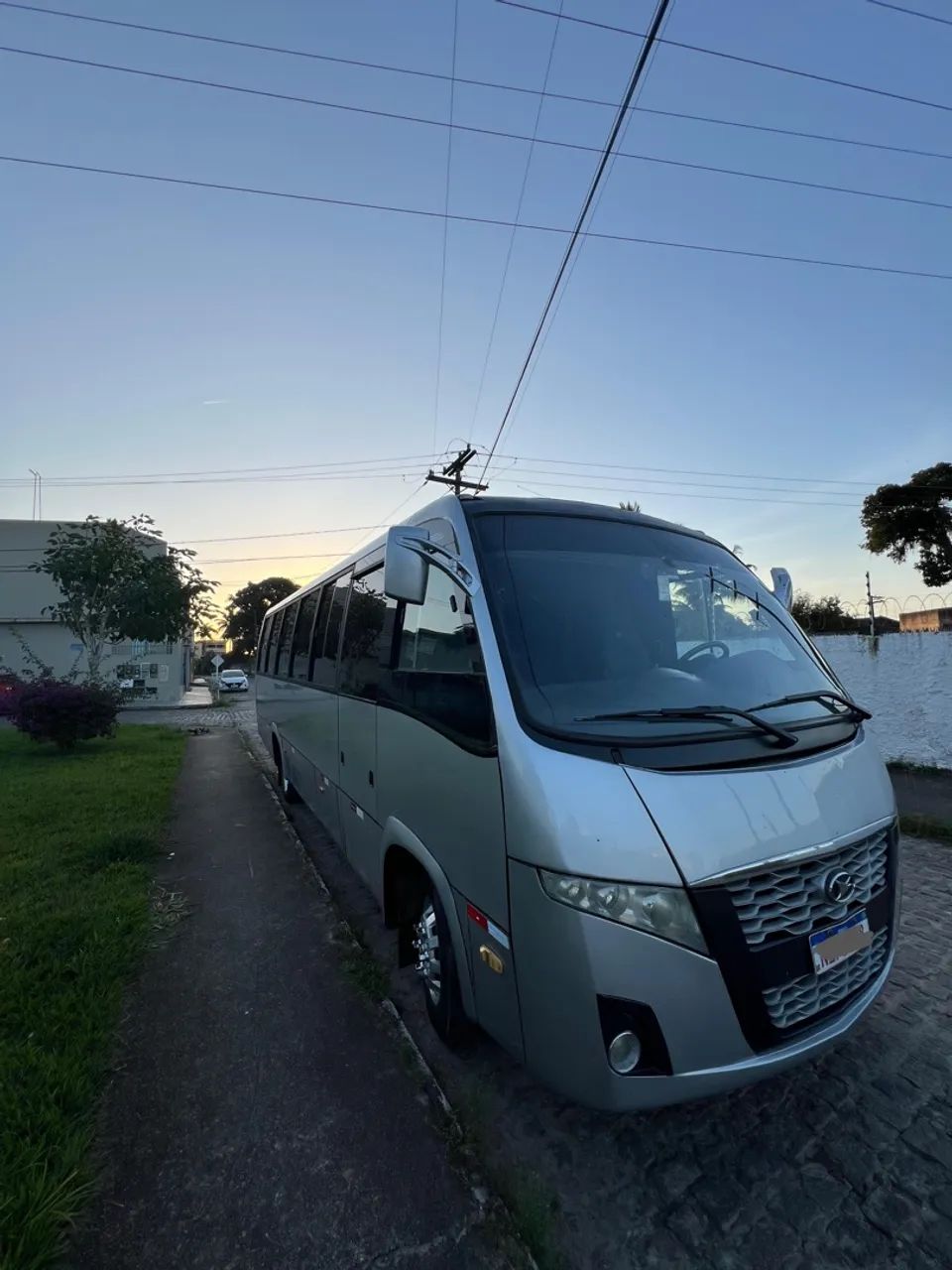 Micro ônibus w9 33 lugares 