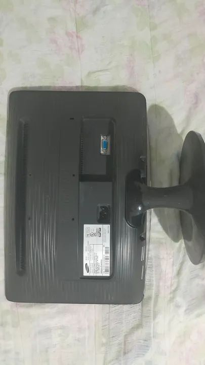 Monitor Samsung + Cabo Força e VGA  - Foto 2
