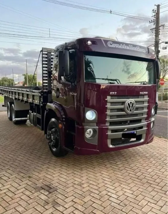 vw 24250 6x2 2011 carroceria