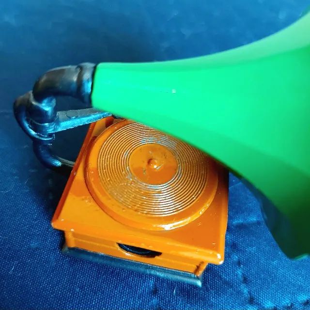 Apontador de metal - Toca Disco - Foto 4