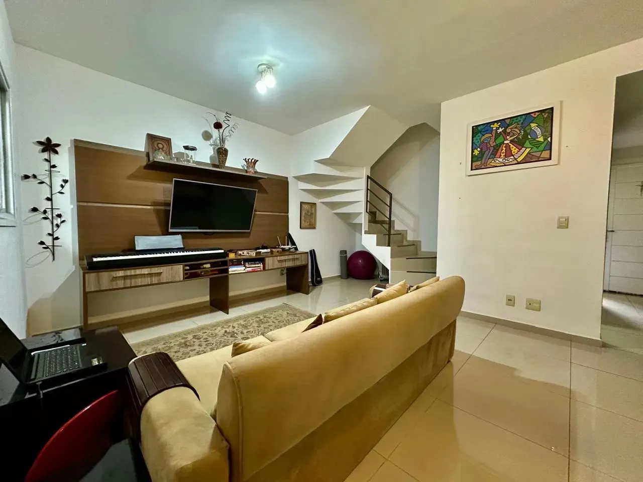 Oportunidade no Vert Ville em Jacareí com 3 quartos, sendo 1 suíte - 107m² de construção
