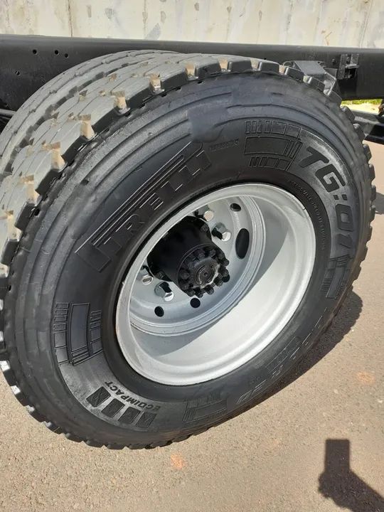 Ford Cargo 1317 4x2 toco  - Foto 5