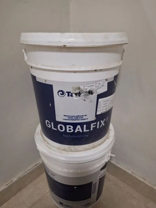 Adesivo para pisos vinílicos Globalfix 23kg