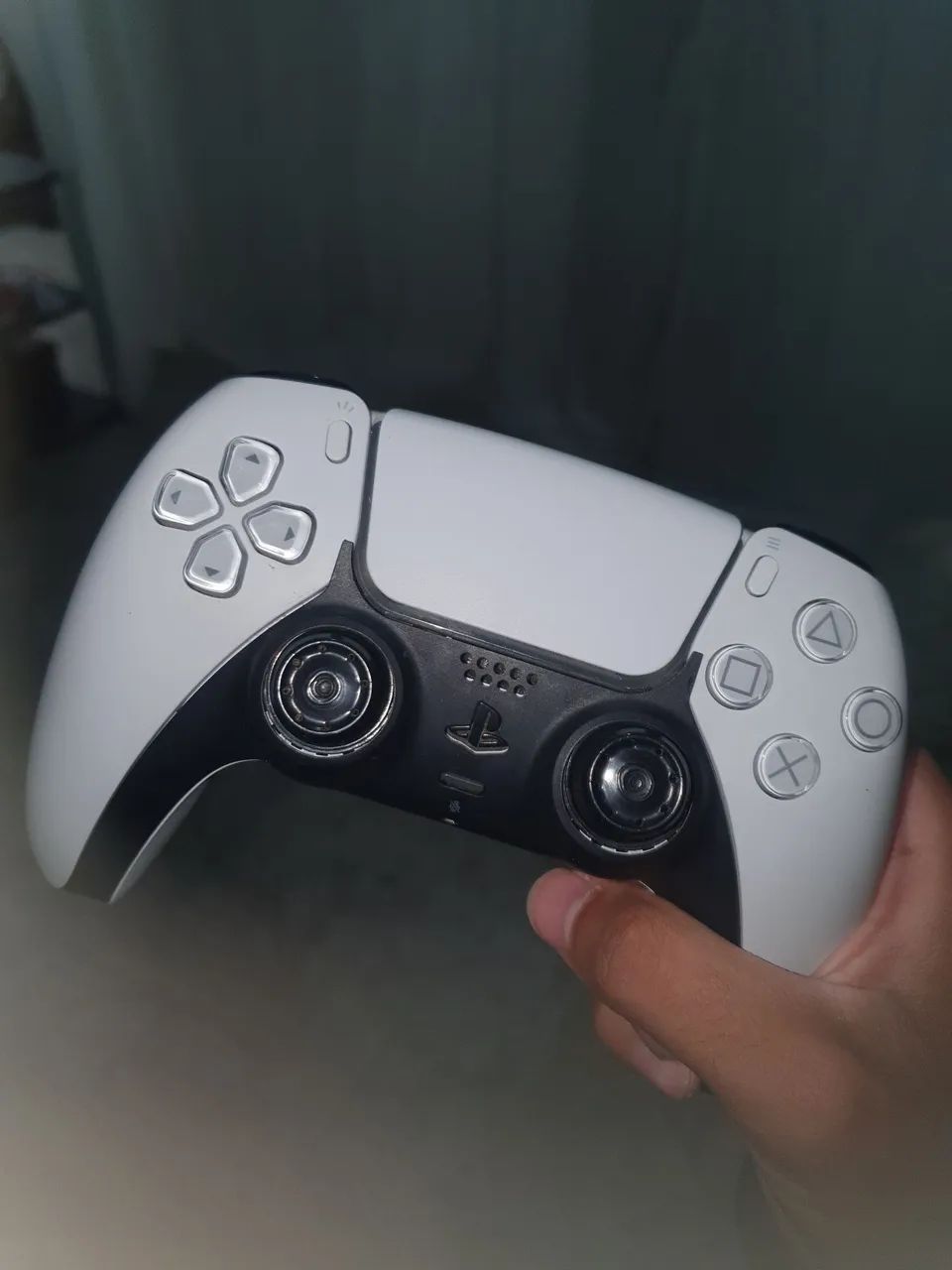 Controle de ps5 com detalhe 