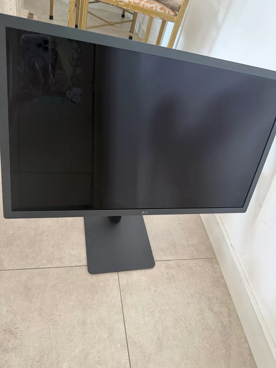 Monitor LG UltraFine 4K 24 polegadas (24MD4KL-B) Thunderbolt - Ideal para MacBook - Foto 6