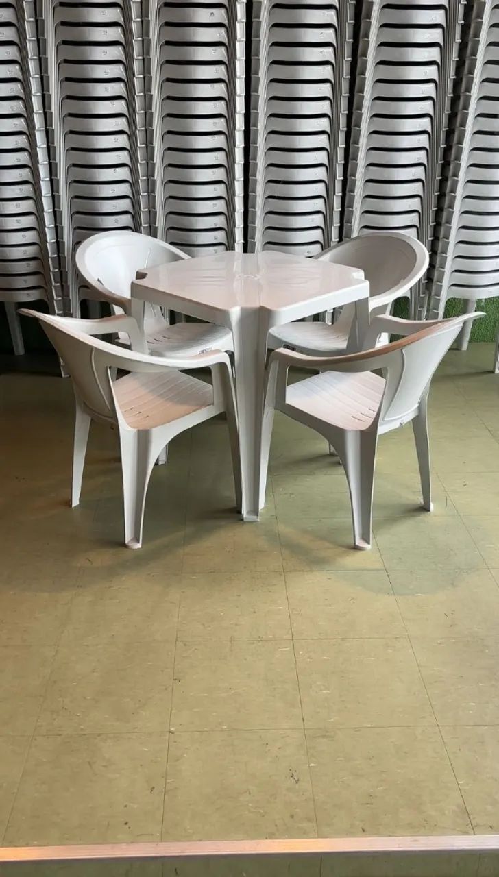 Conjunto de mesa plástico  - Foto 2
