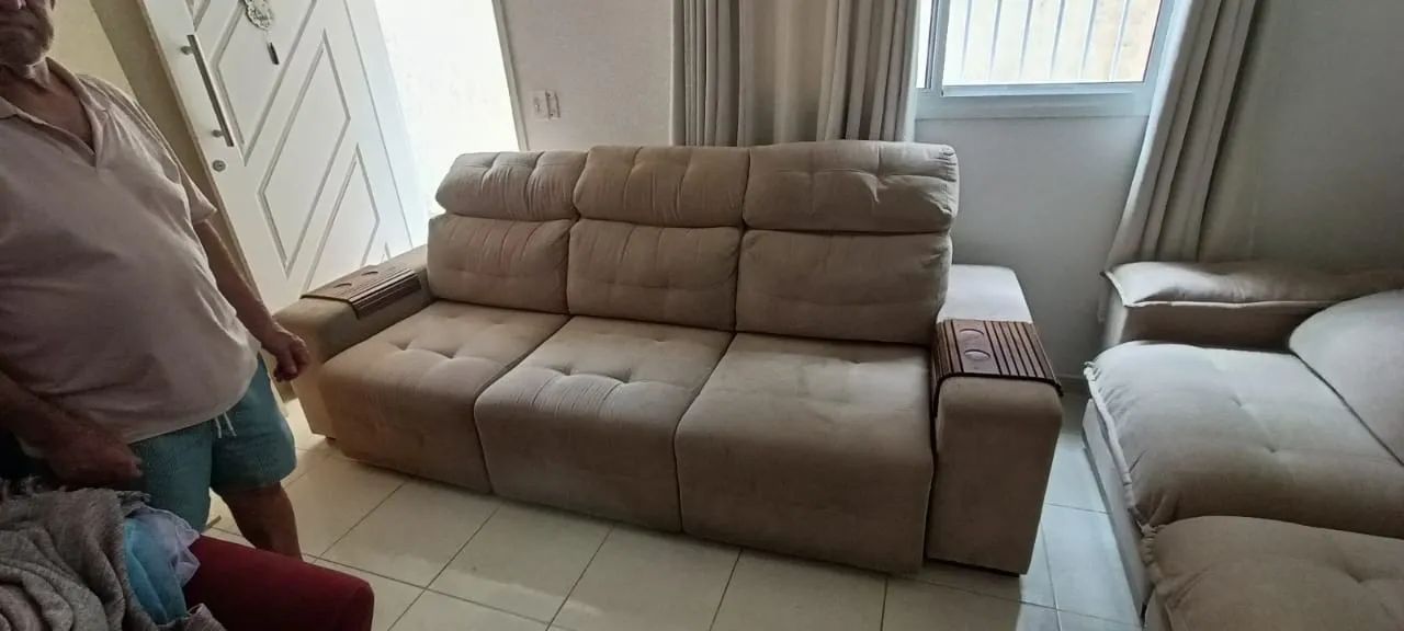 Sofá 3 lugares - Foto 2