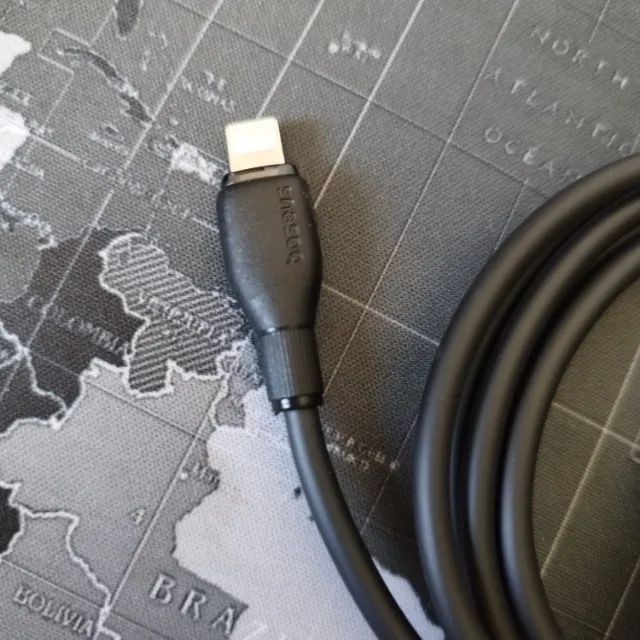 Cabo Premium Baseus USB-C para Lightning 20W para iPhone - Foto 2