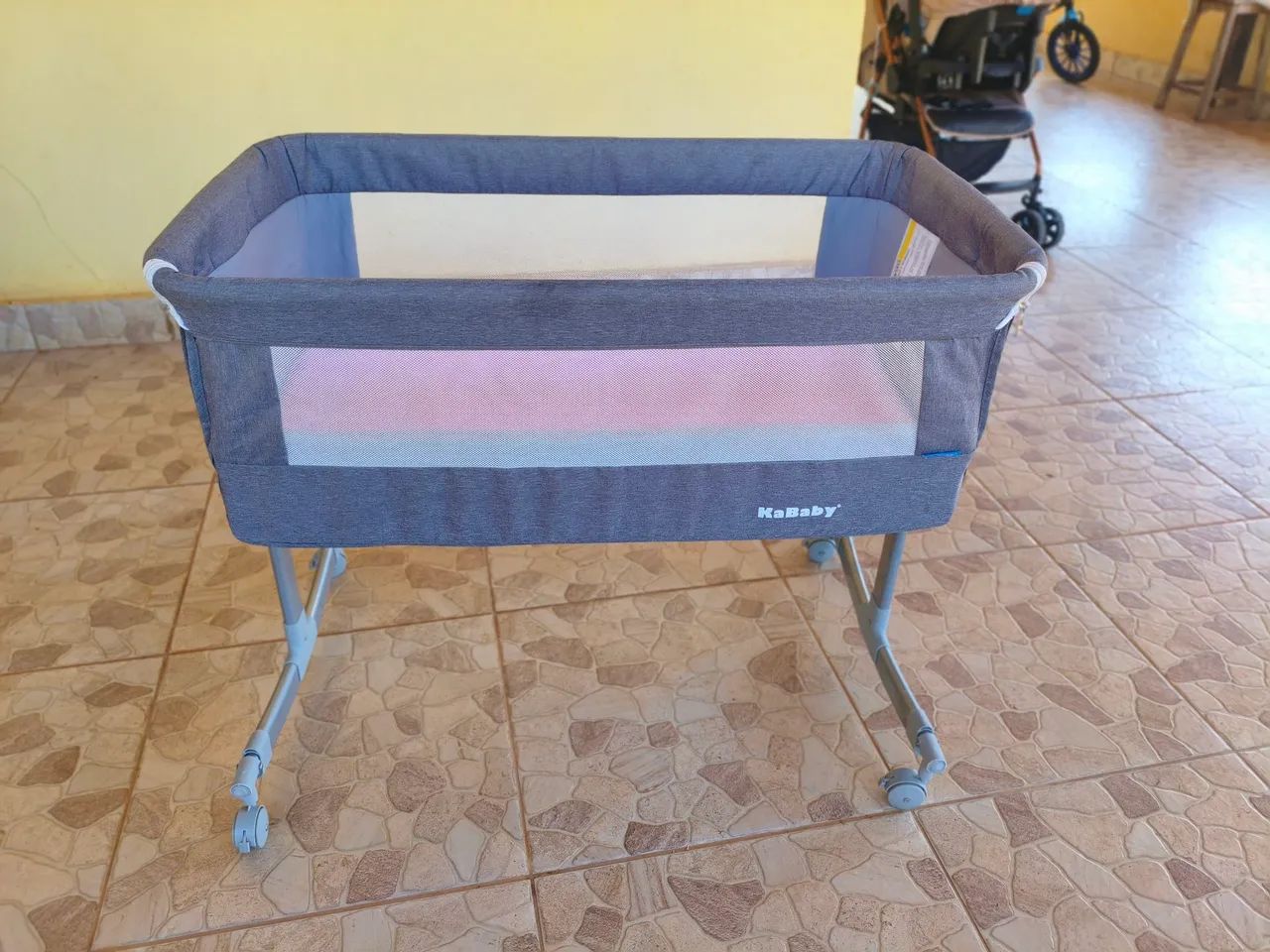 Berço multifuncional kababy