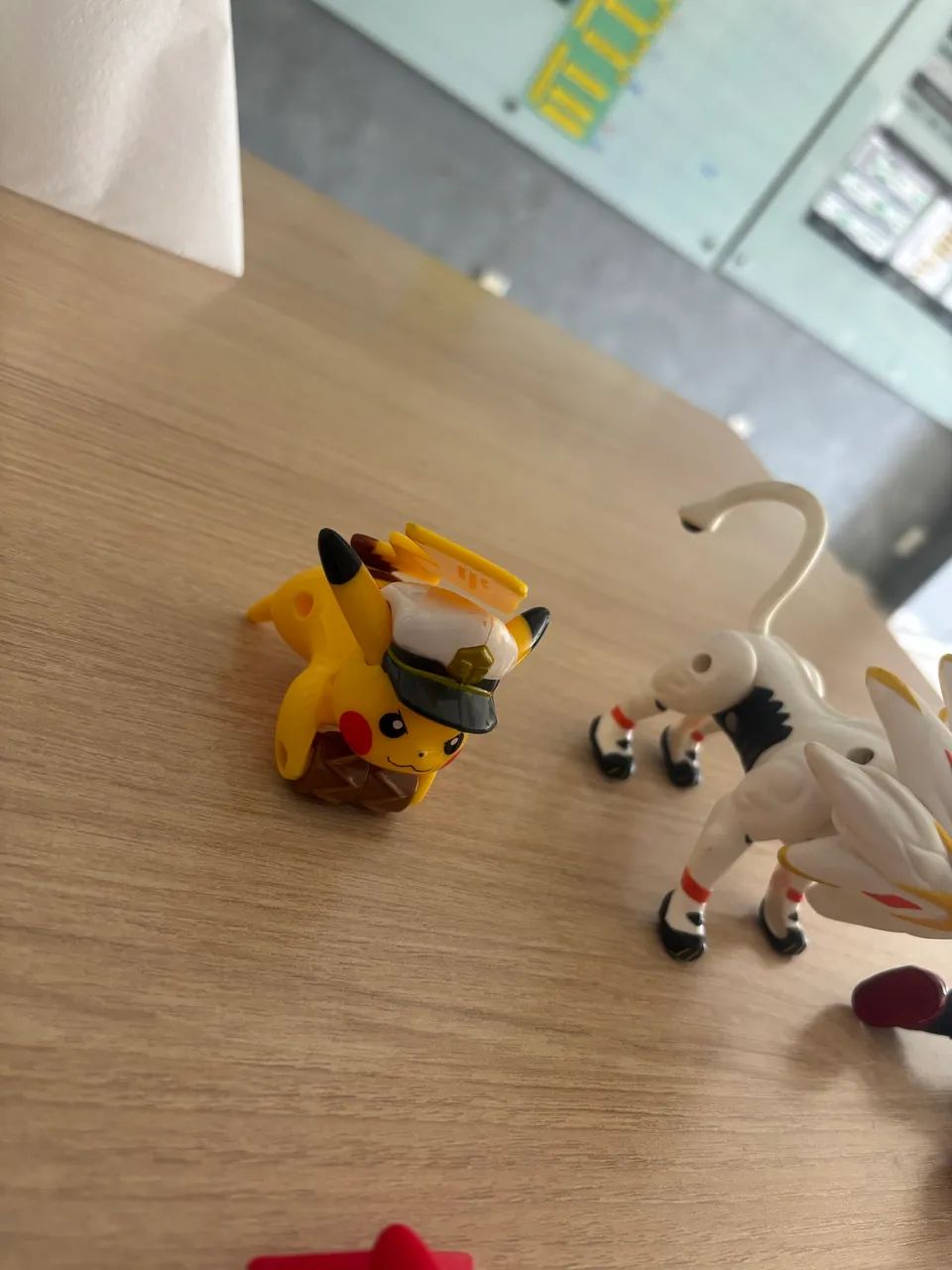 Pokémon 6 bonecos  - Foto 2