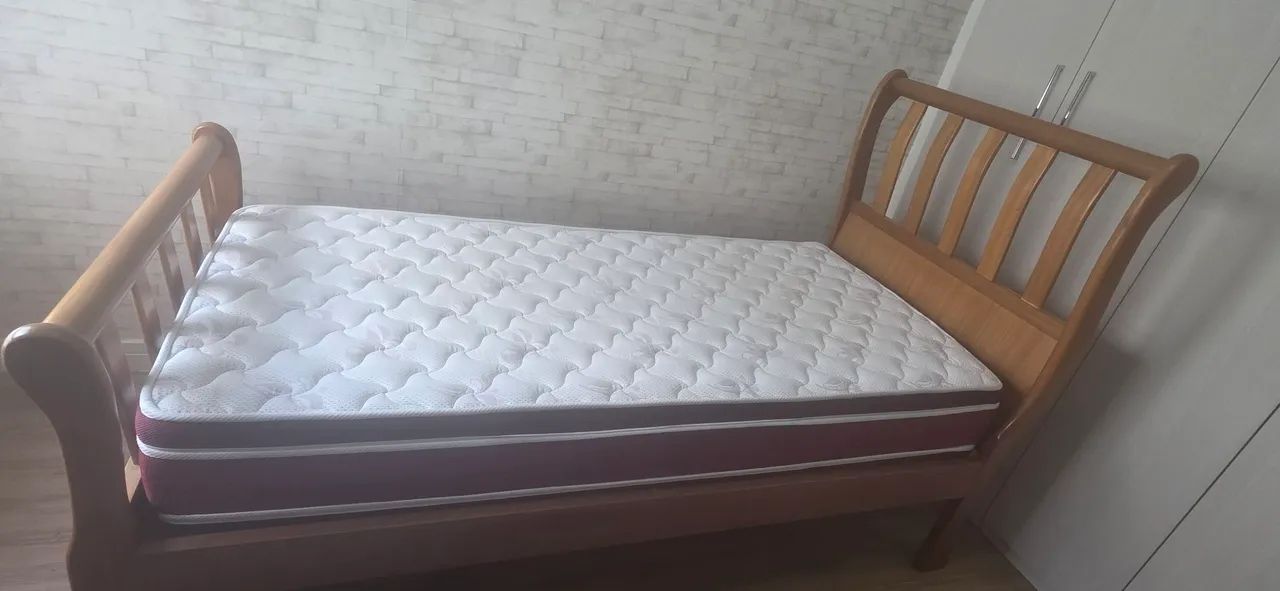 Cama madeira maciça e colchão Castor  - Foto 5