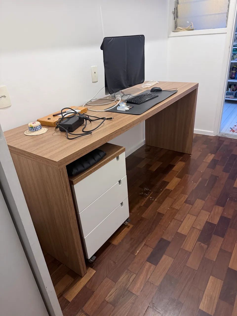 Mesa e Gaveteiro Escritório - Foto 5