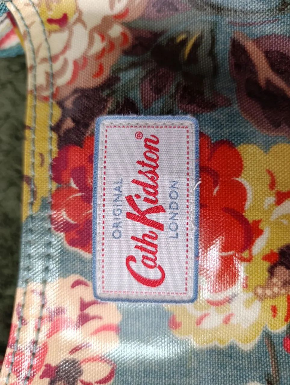 Bolsa florida Cath Kidston pouquíssimo usada - Foto 4