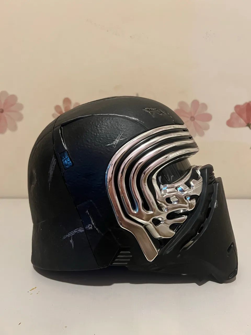 Capacete Star Wars Kylo Ren Black Series - Foto 2