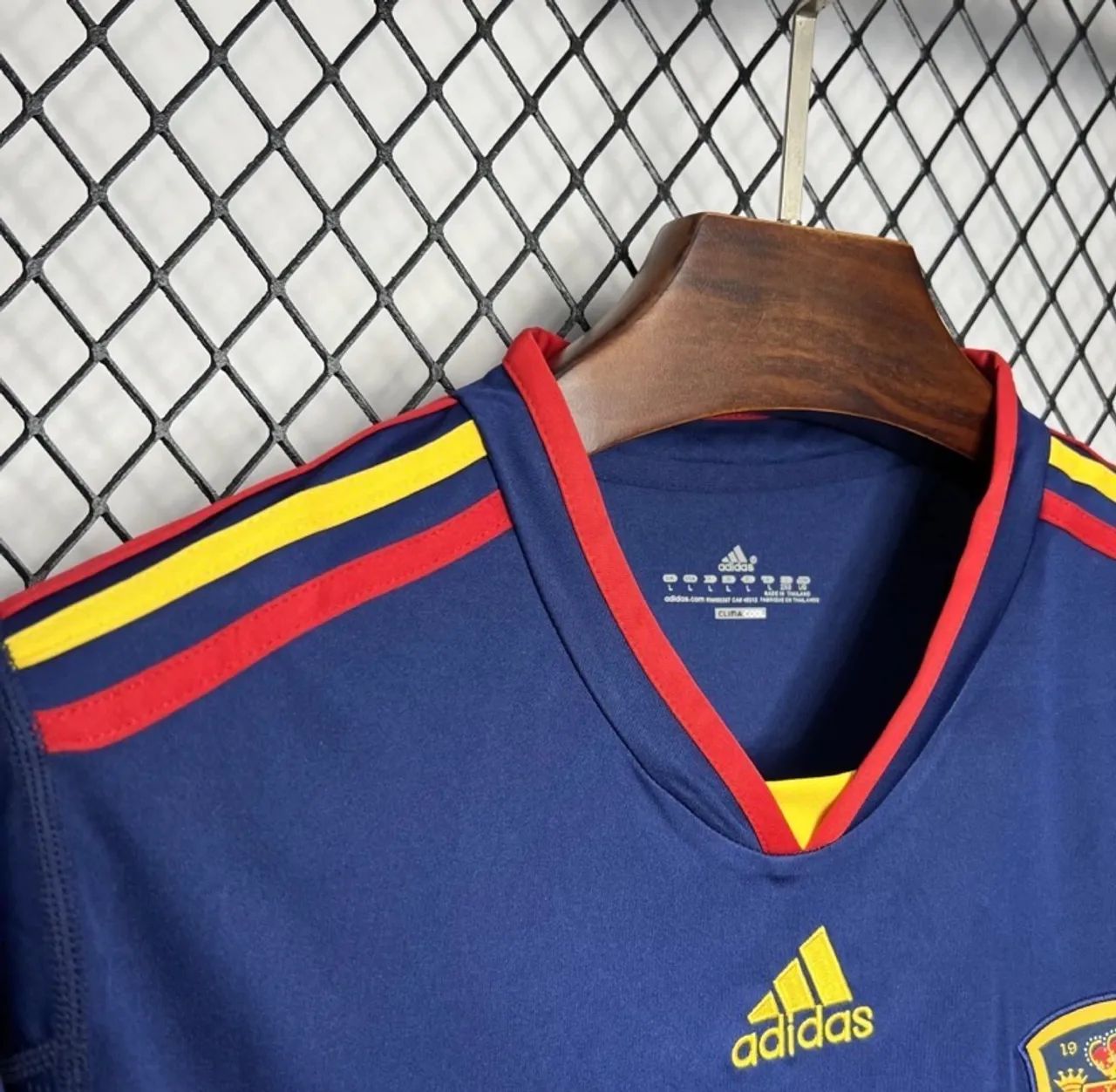 Camisa Espanha Retrô Masculina - Foto 4