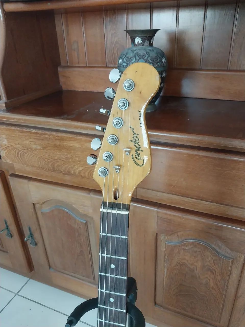 Guitarra Stratocaster Customizada - Foto 4