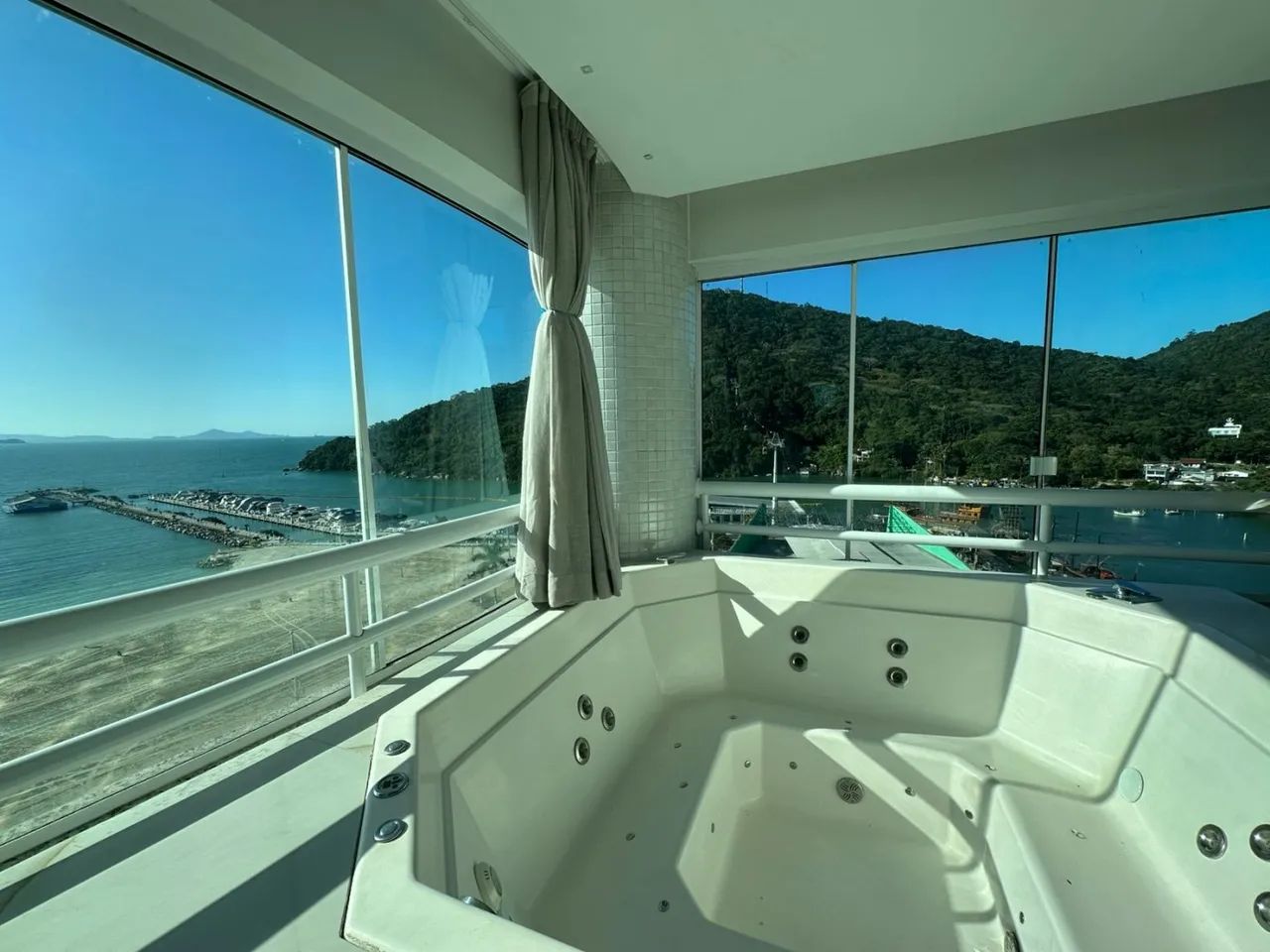 Apartamento para Locação em Balneário Camboriú, Centro, 3 dormitórios, 3 suítes, 4 banheir - Foto 3