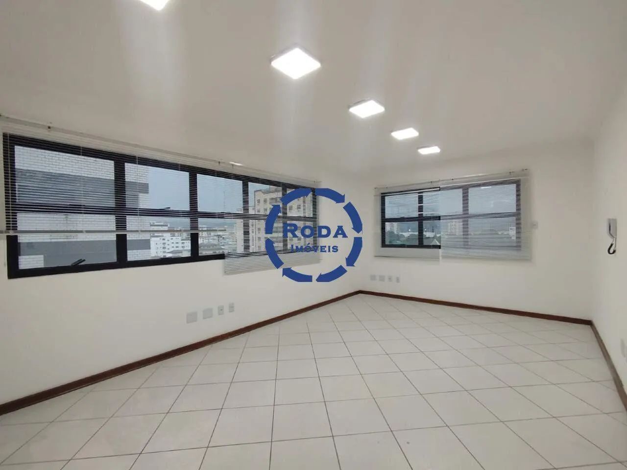 Sala Comercial na Av. Pedro Lessa  35m²  Oportunidade em Santos - Foto 2