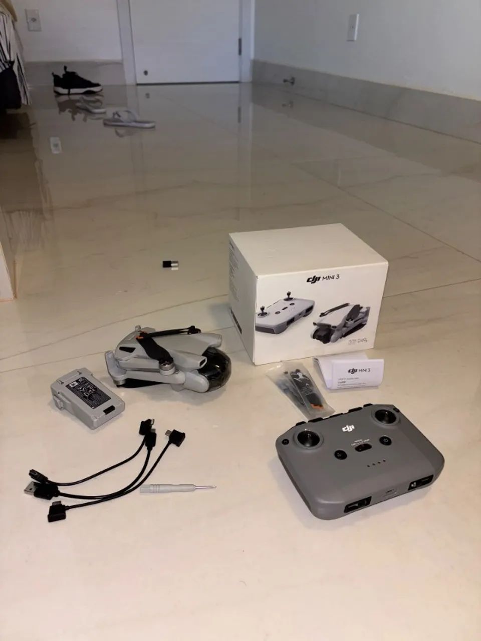 DJI Mini 3 em ótimo estado | Poucas horas de voo | Caixa e acessórios