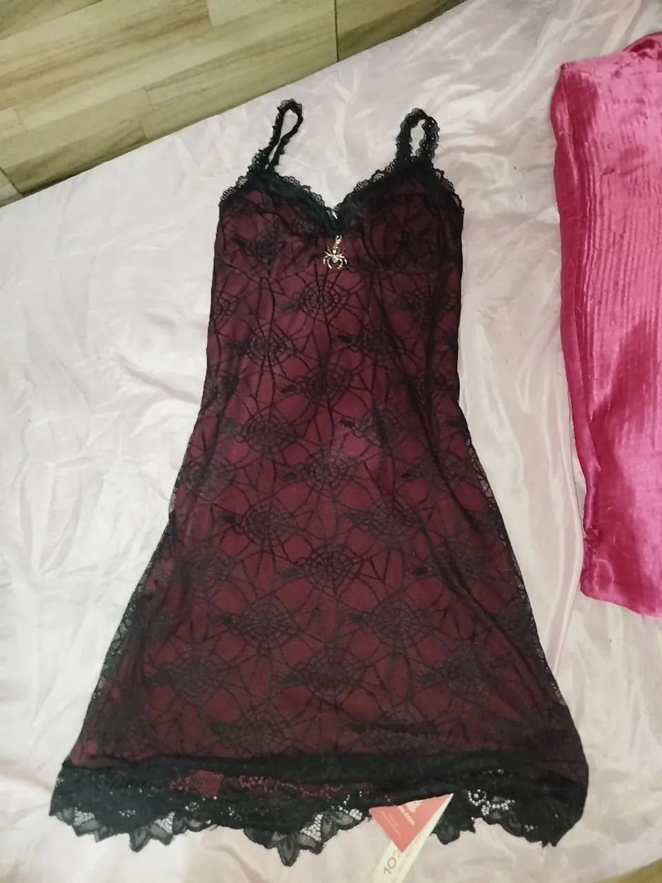 Vestido camisola gótico ROMWE novo - Foto 2