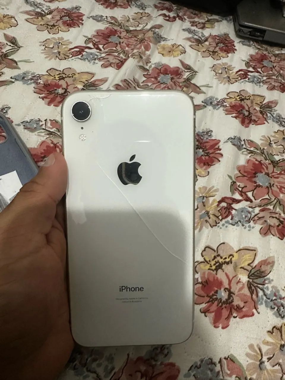 Iphone xr 64gb conservado - Celulares e Smartphones - Candeias