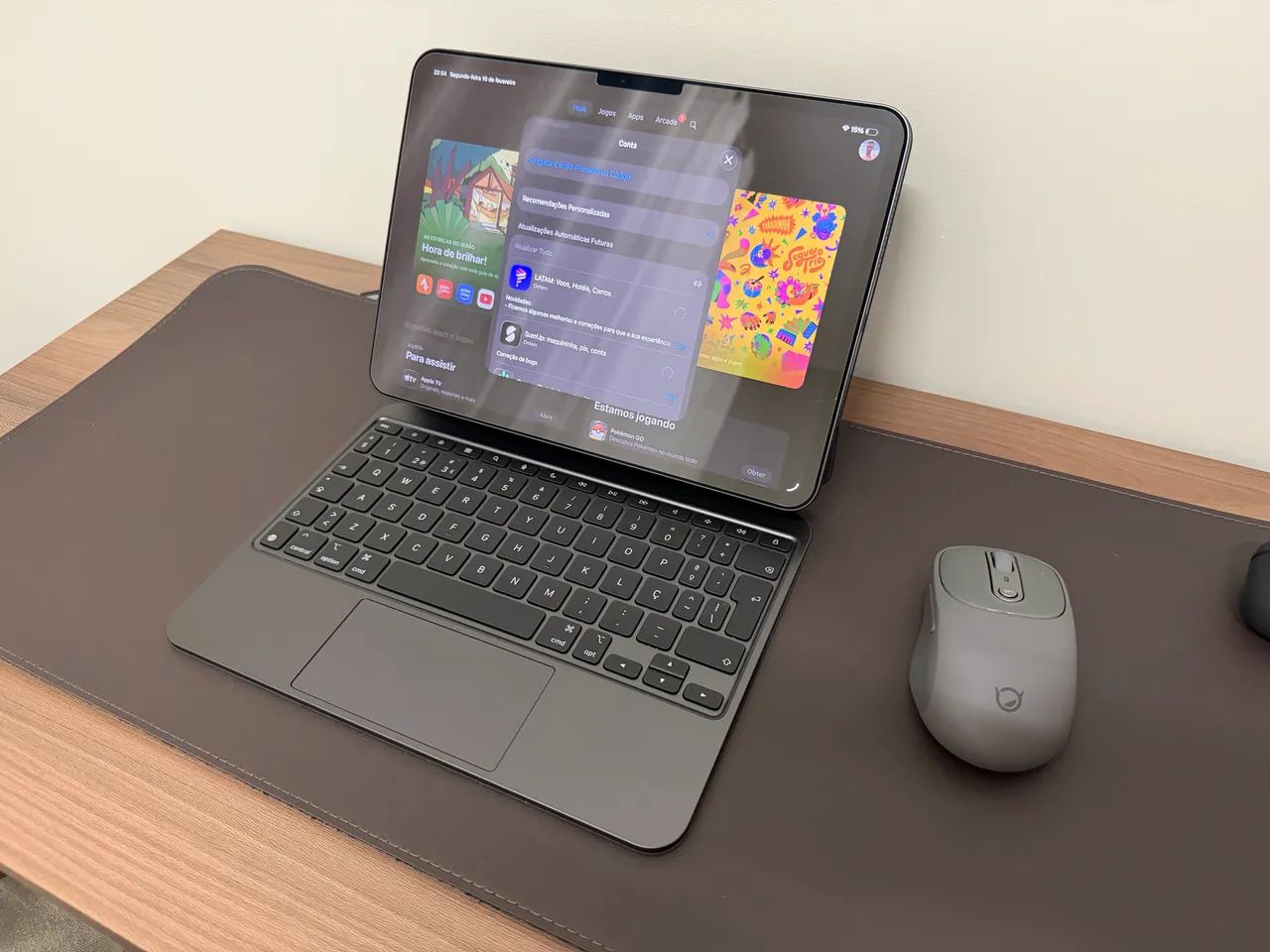 iPad Pro M5 c/ Teclado Apple em português - Garantia 12/2026 - Foto 2