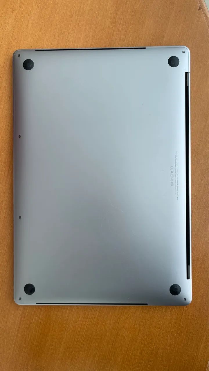 MacBook Pro 15? 2018 | i7 6-Core | 16GB | SSD 512GB | Radeon 4GB