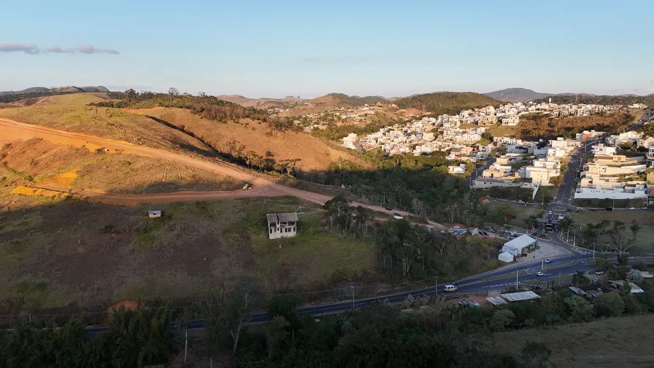 Lotes em Juíz de  Fora-Parque Belvedere  - Foto 4