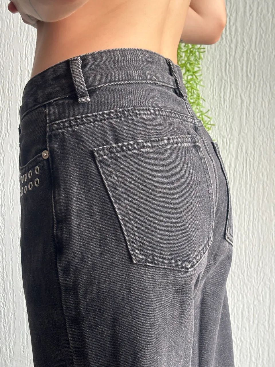 Calça jeans preta 38  - Foto 4