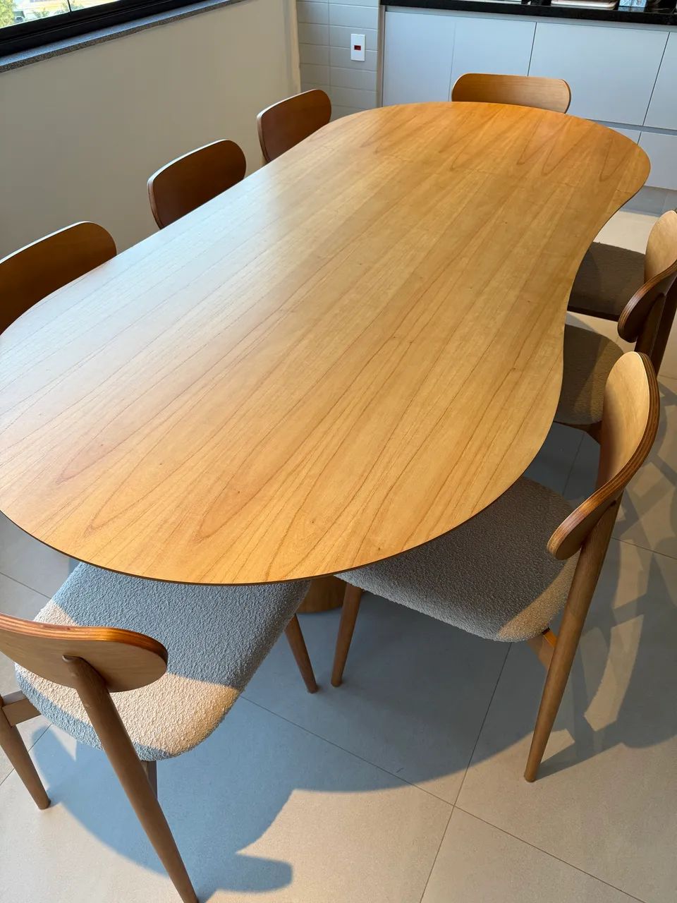 Mesa de jantar + 8 cadeiras - Foto 2