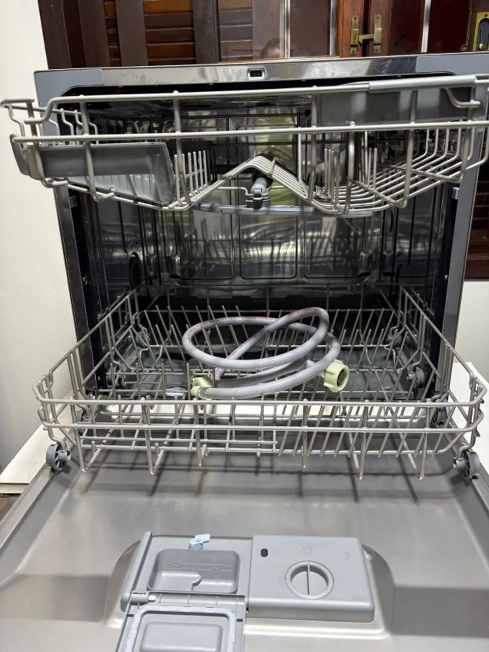 Lava-louça Electrolux 8 Serviços Inox Com Programa Lava e Seca - Foto 3