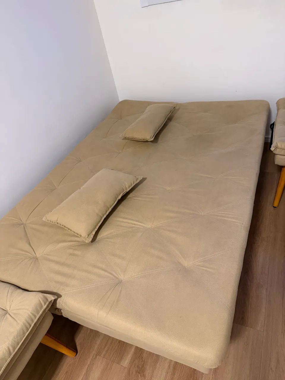 Vende-se sofá com pouco tempo de uso  - Foto 4