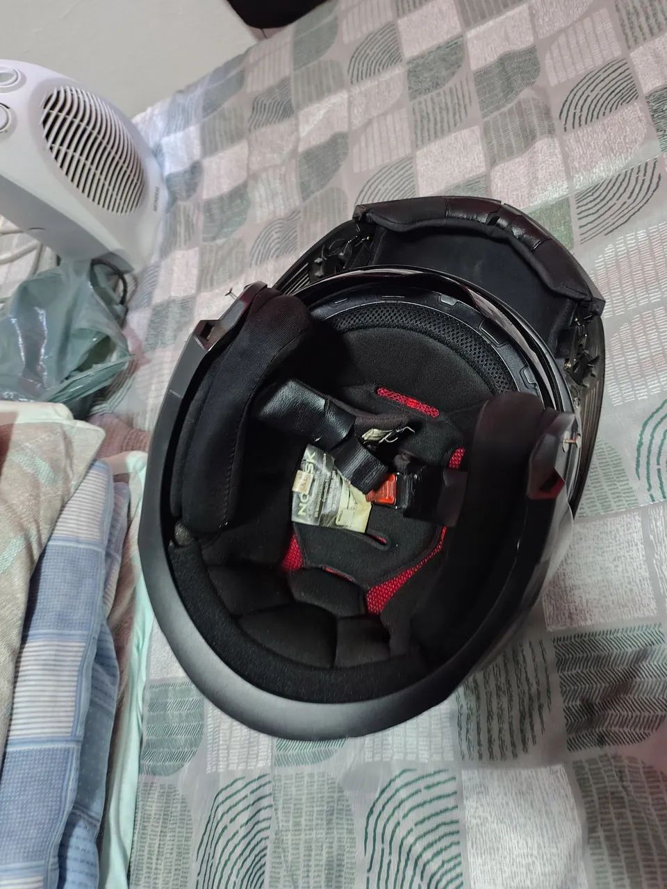 Capacete norisk Robocop semi-novo  - Foto 5