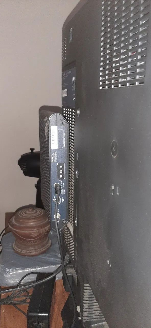 TV Sony 46 com fonte queimado(trocar e.volta funcionar)modelo KDL-46EX605 - Foto 5
