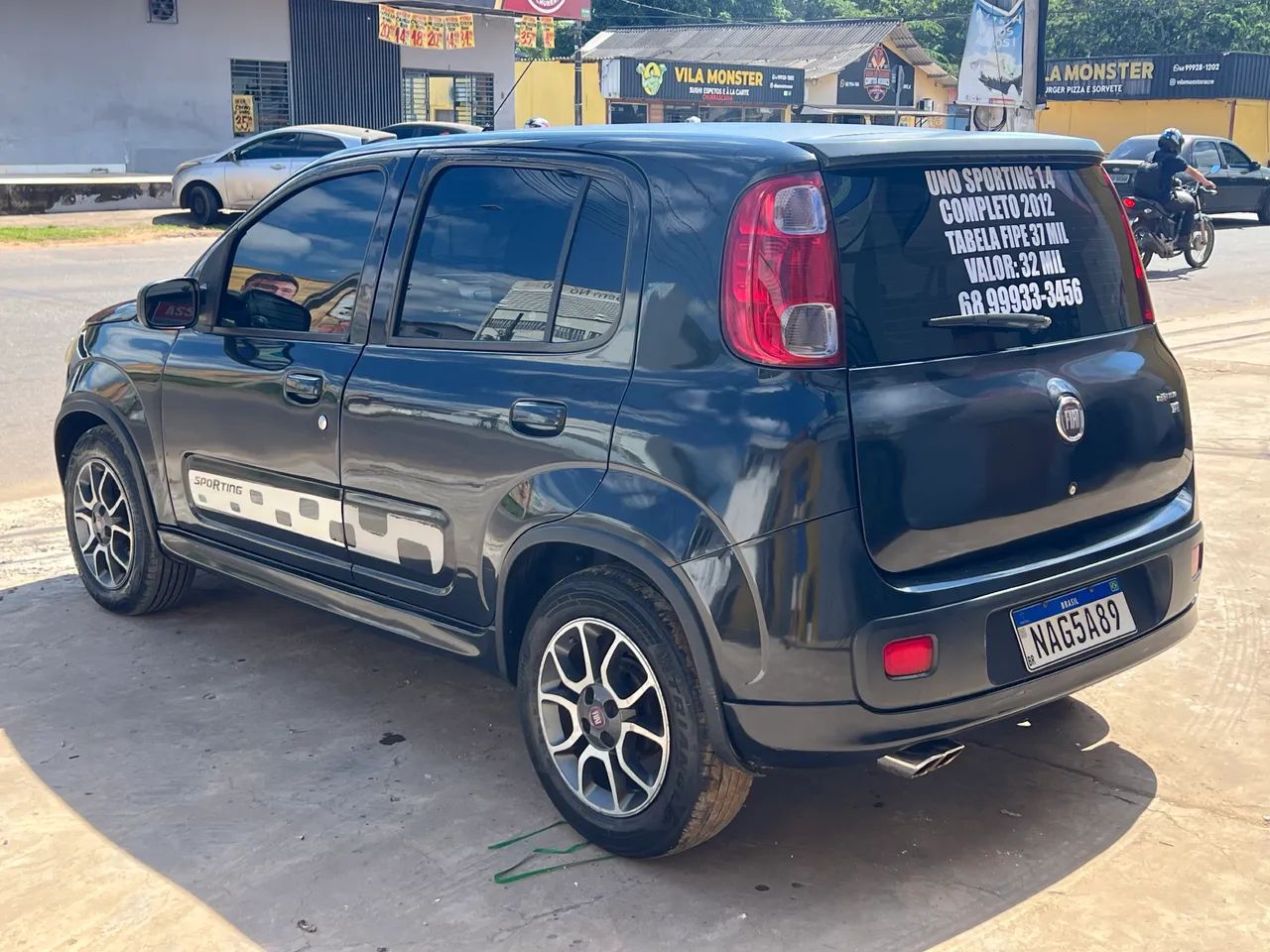 Fiat Uno Sporting 1.4 EVO Fire Flex 8V 4P 2012 - Foto 3