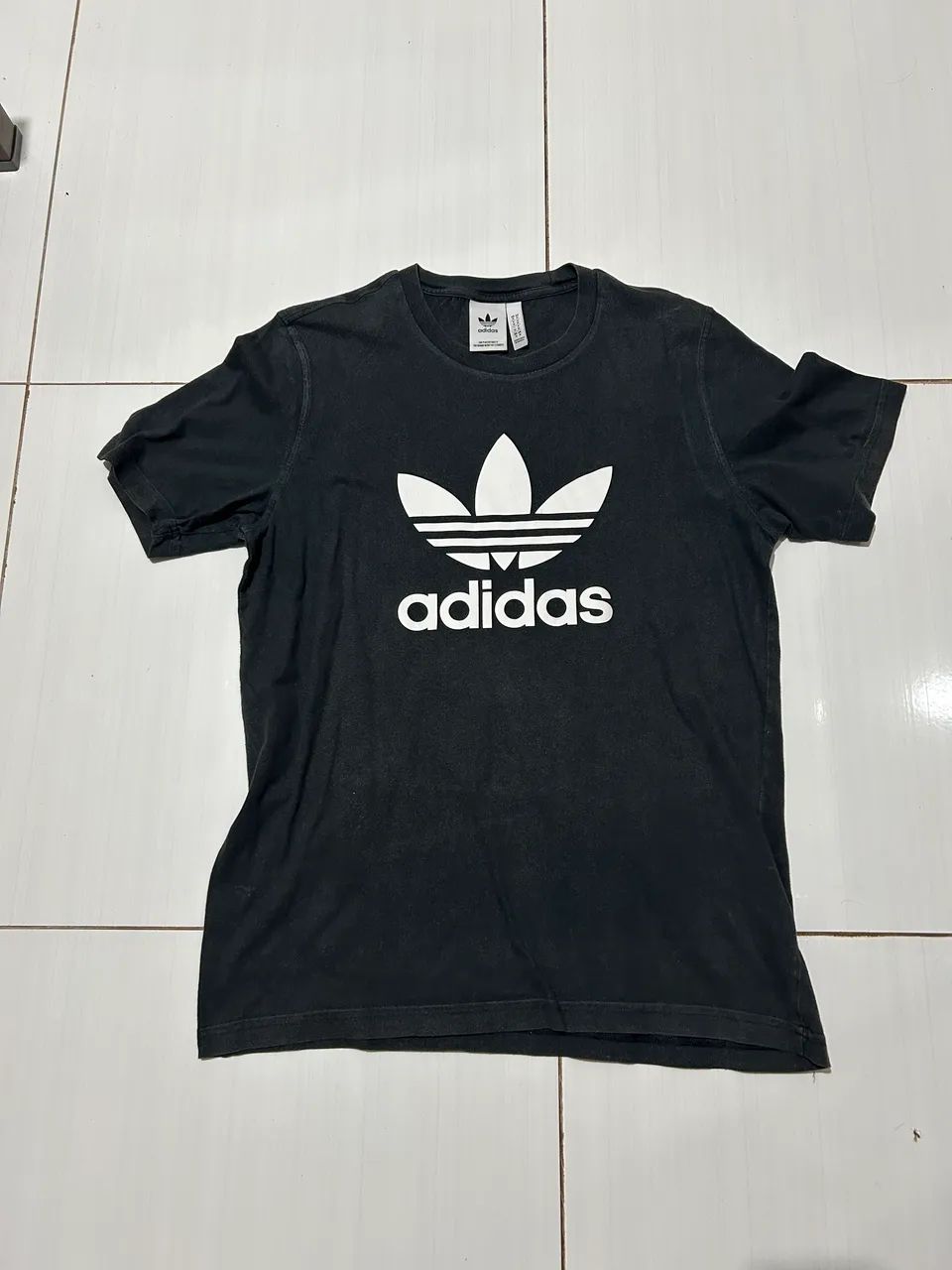 Camiseta adidas original preta