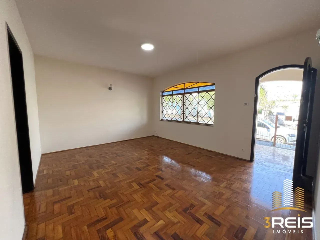 CASA TÉRREA COM 3 DORMITÓRIOS PRÓXIMA DO CENTRO EM SOCORRO - Foto 3