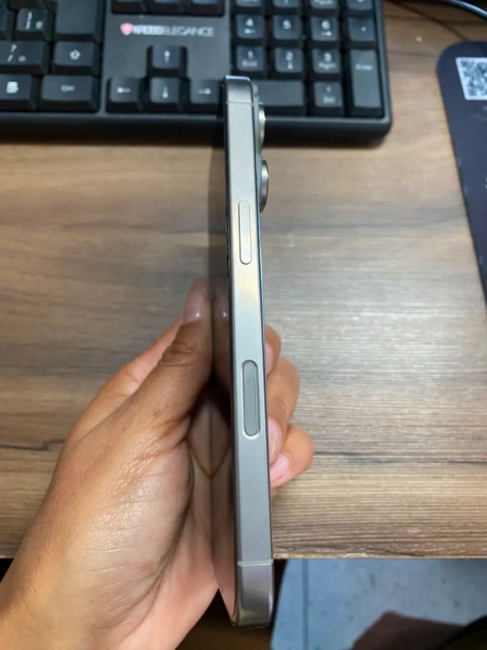 iphone semi novo 16 pro 256 tb - Foto 4