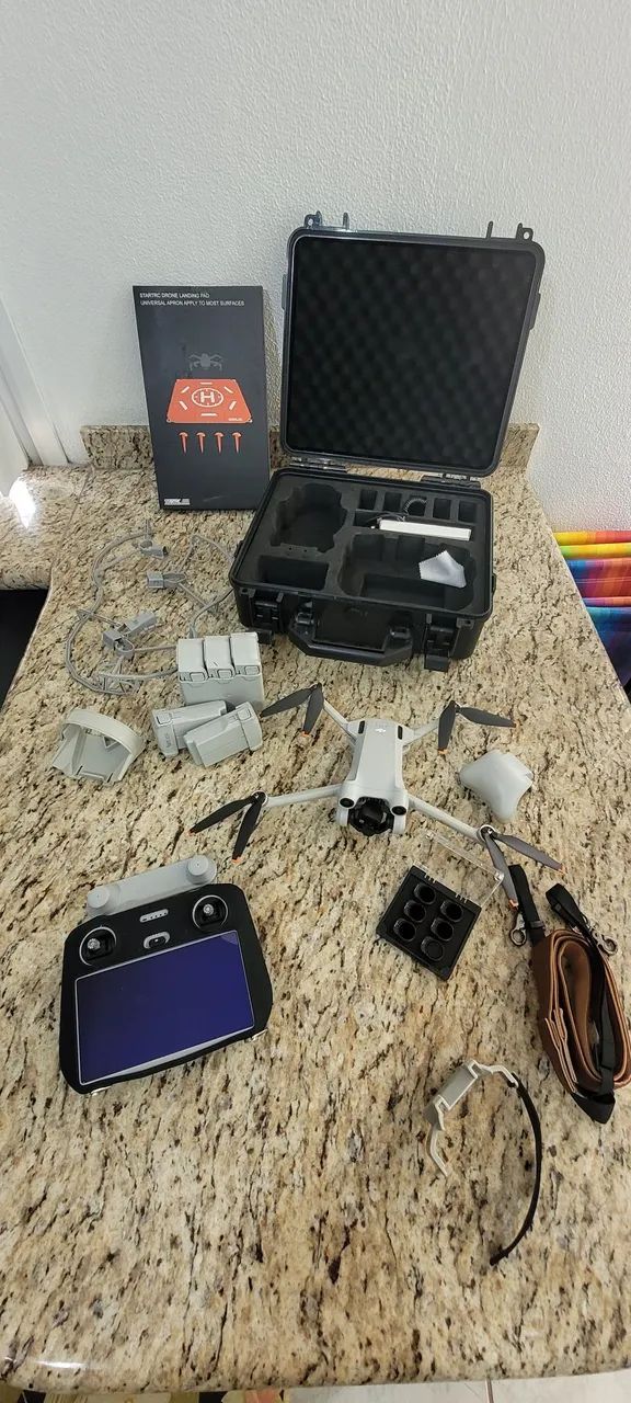 Drone DJI Mini 3 PRO com controle de tela e 3 baterias - Foto 3