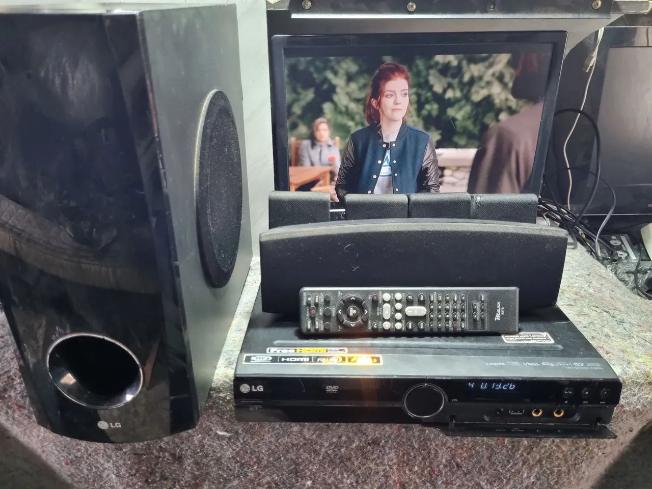 Dvd home theater lg ht305su com controle remoto  - Foto 2