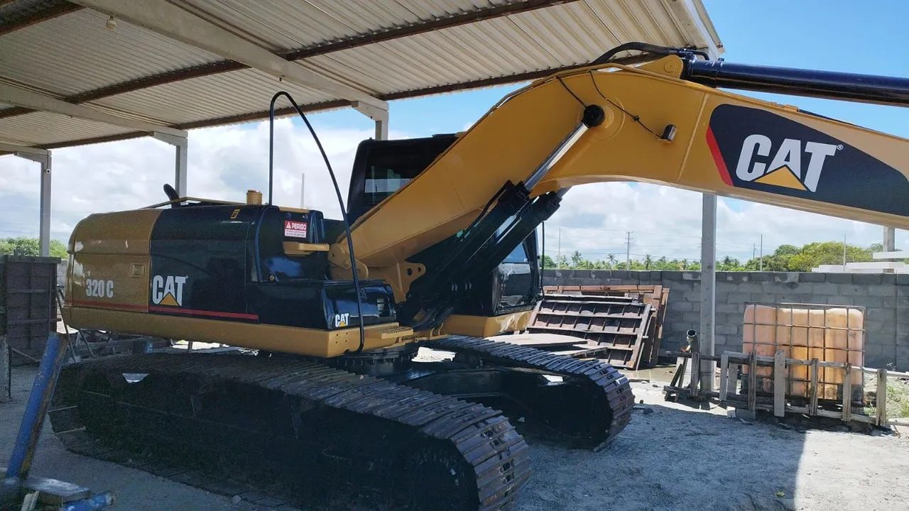 escavadeira CAT 320C - Foto 3
