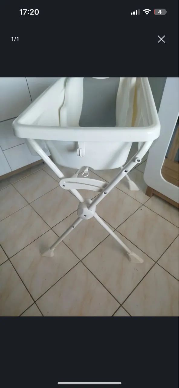 Vendo banheira com o suporte.