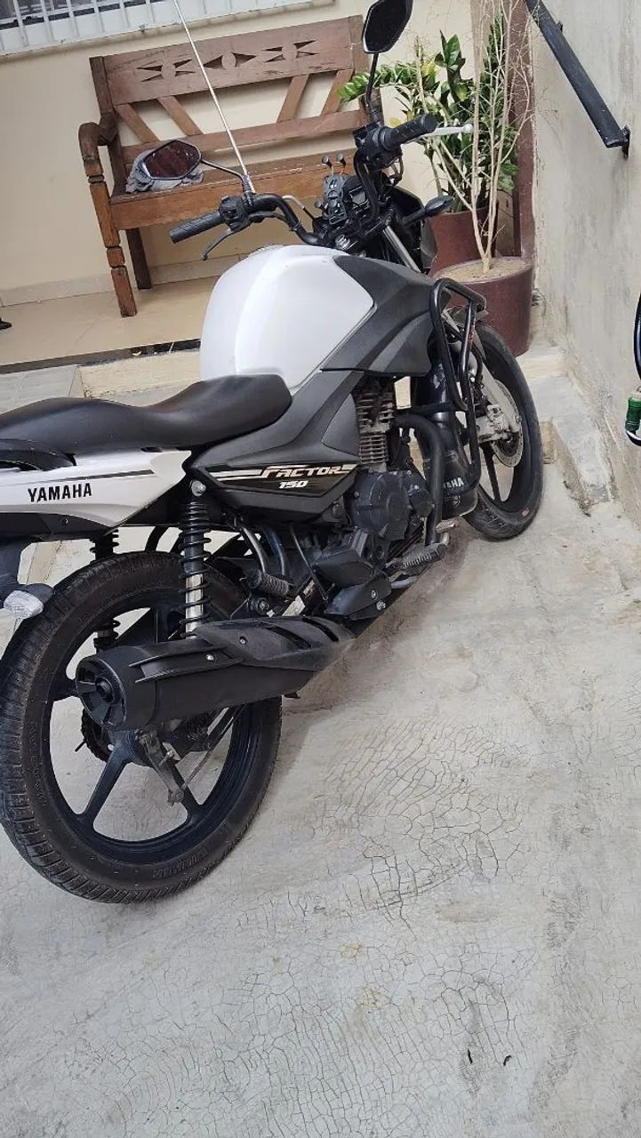 Moto Yamaha factor 150  - Foto 3