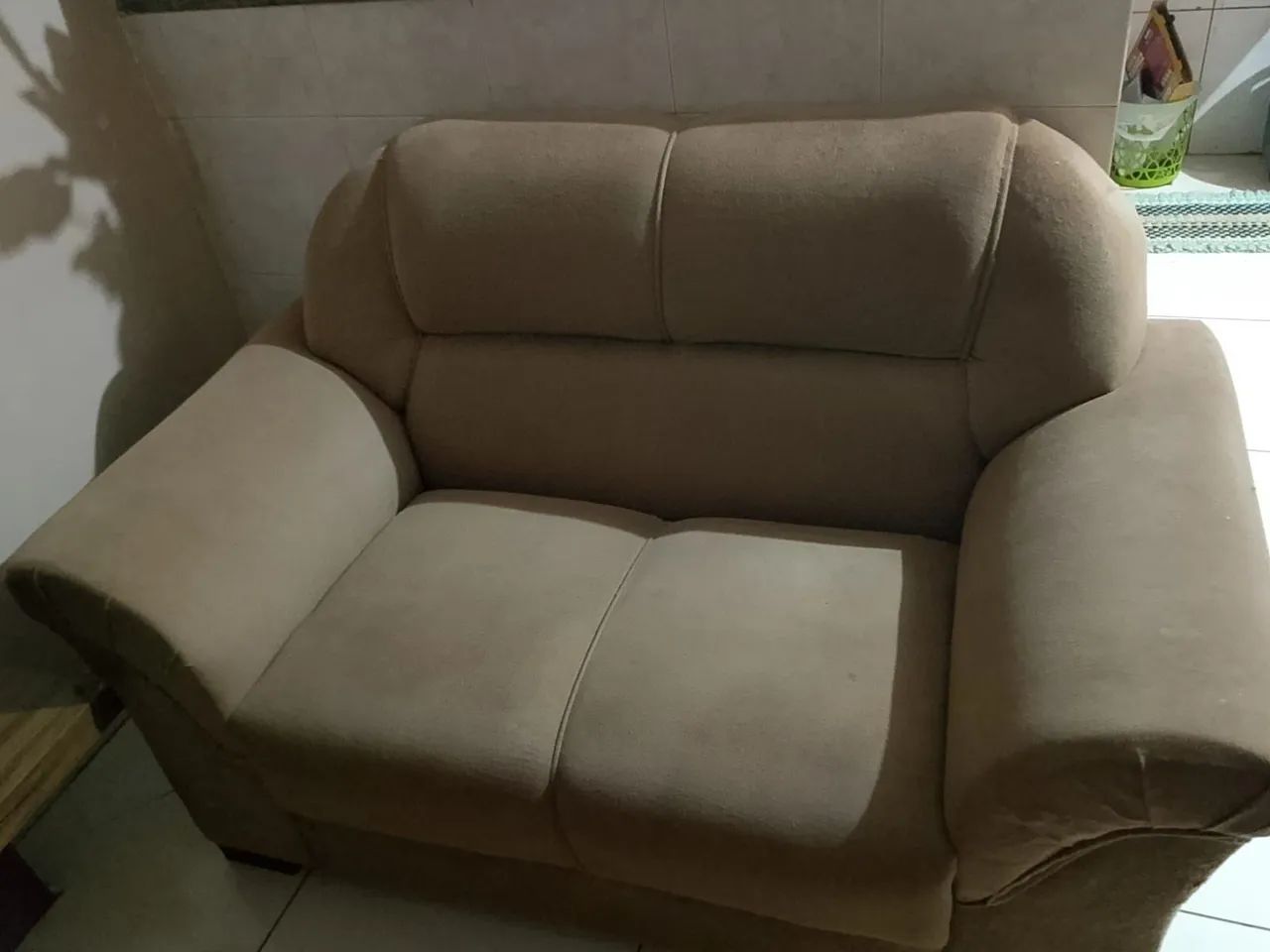 Vendo sofá 3 e 2 lugares  - Foto 2