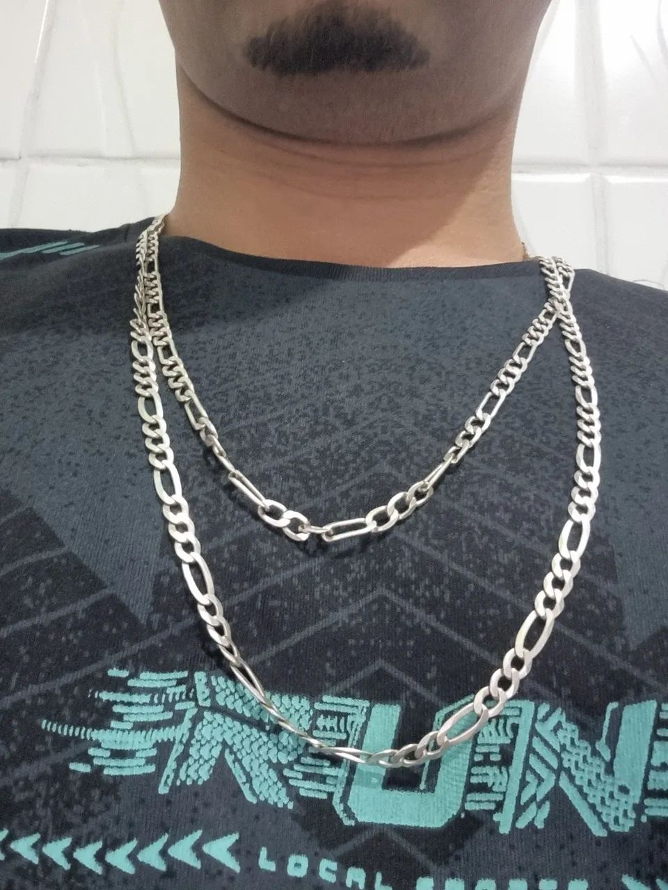Duas correntes e anel de prata  - Foto 3