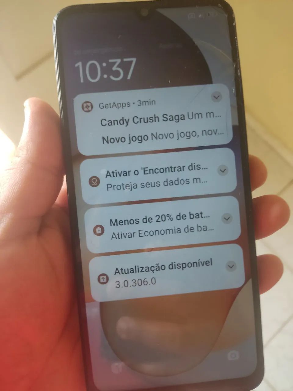 Redmi 14c 128 gb tem um pequeno trinco  - Foto 3