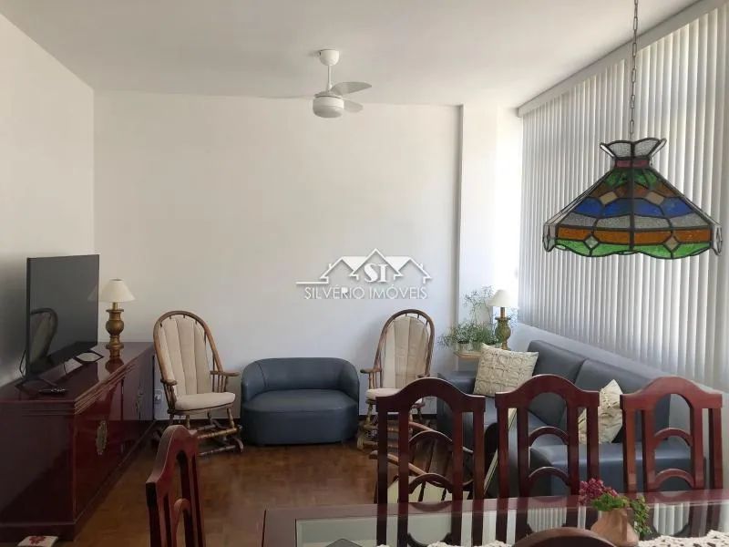 Apartamento- Petrópolis, Centro