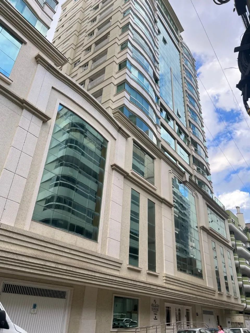 Apartamento  em Itapema 4 Suites, quadra mar
