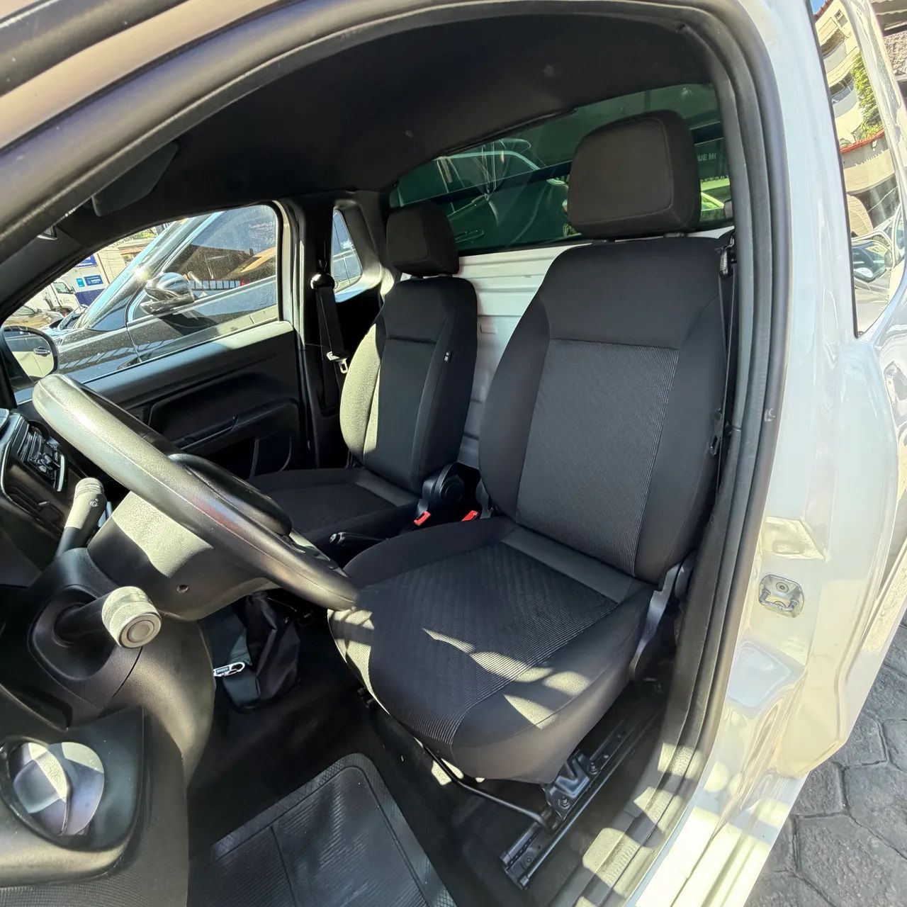 Fiat Strada Endurance 1.4 Flex 8V CS Plus 2023 - Foto 4